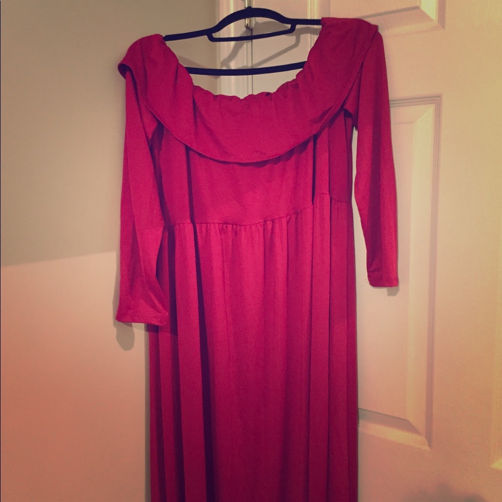Long sleeve red maternity